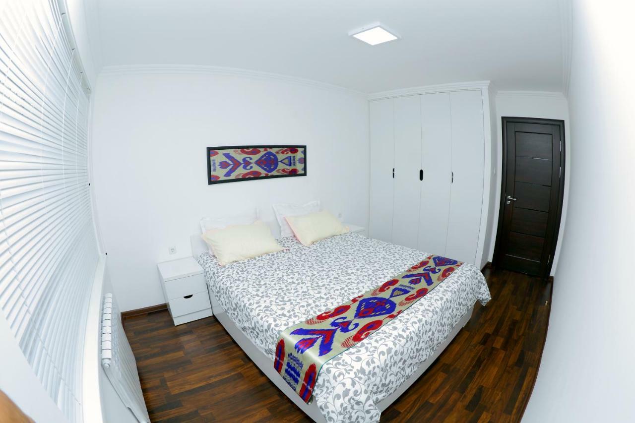 Apartment On Registon Kochasi Samarkand Esterno foto