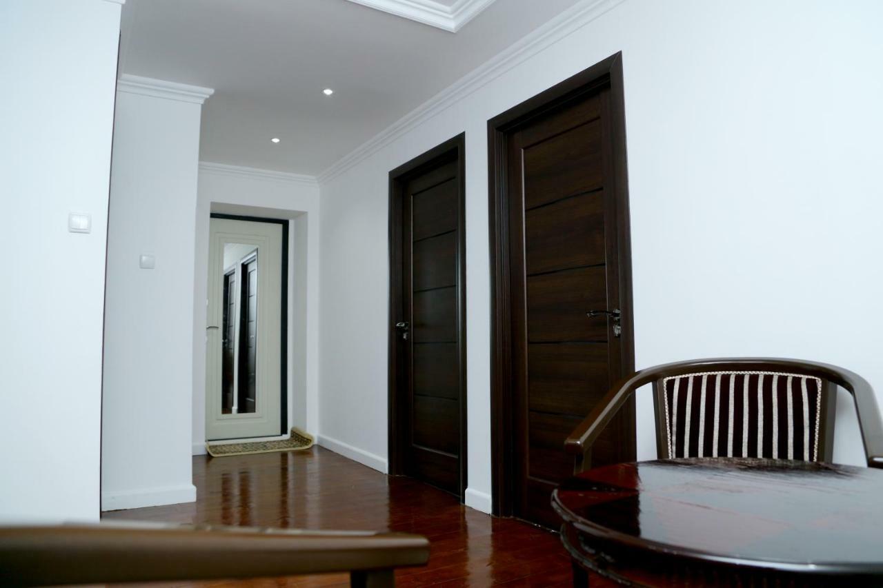 Apartment On Registon Kochasi Samarkand Esterno foto