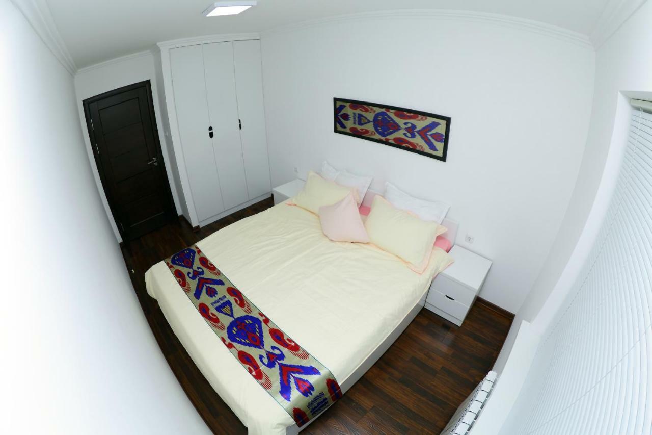 Apartment On Registon Kochasi Samarkand Esterno foto