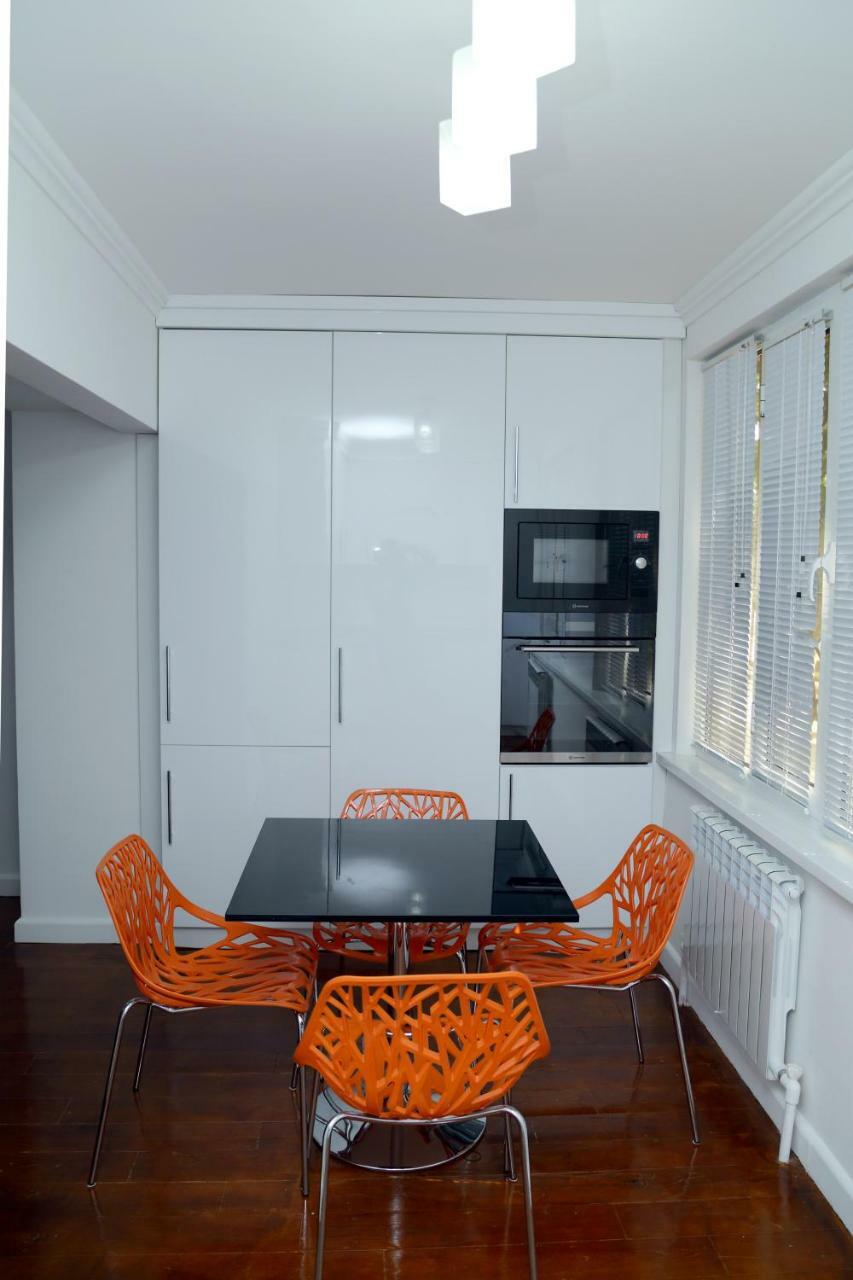 Apartment On Registon Kochasi Samarkand Esterno foto
